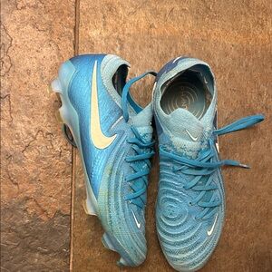 Nike Aqua Blue Soccer Shoes